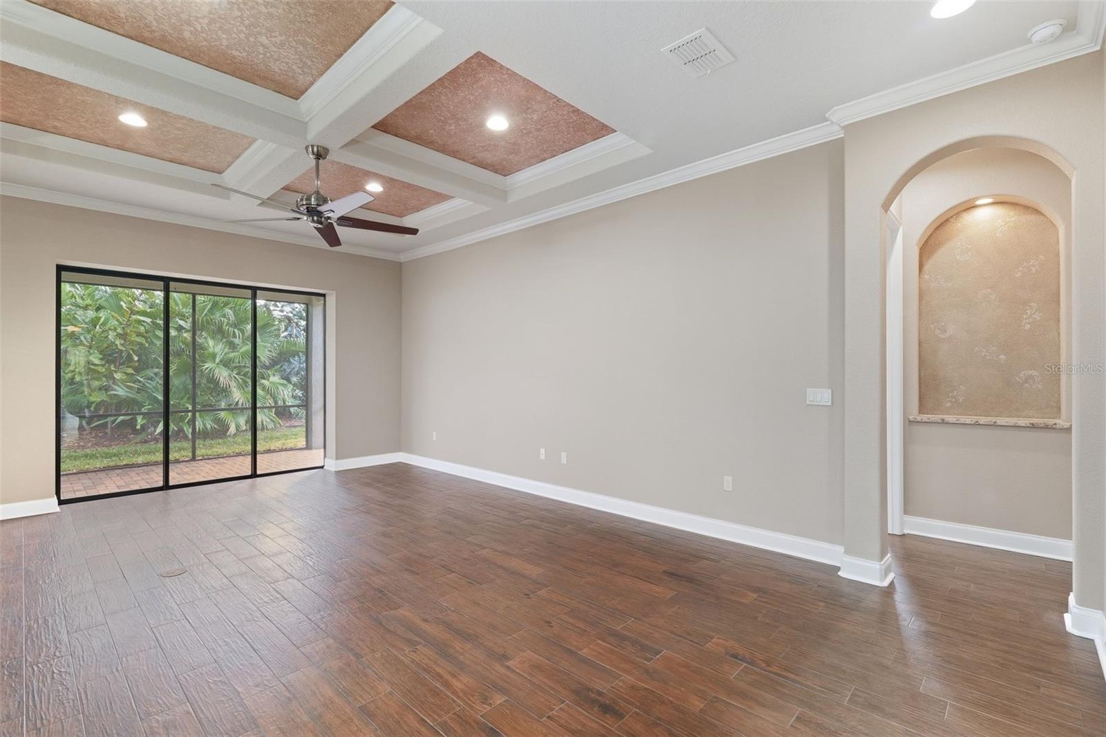 CHRISTINA CHASE - Residential