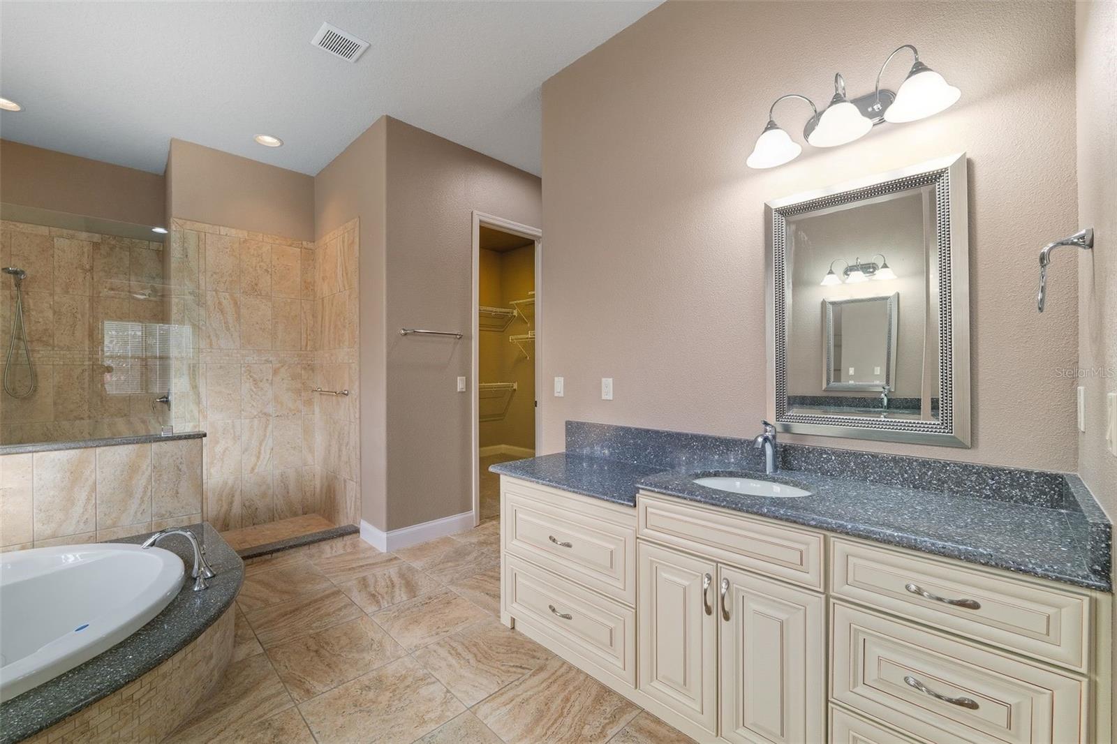 CHRISTINA CHASE - Residential