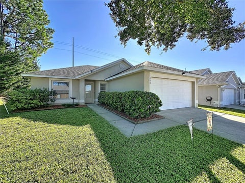 Photo of 100 Halstead Dr, Davenport, FL 33897 (MLS # S5159413)