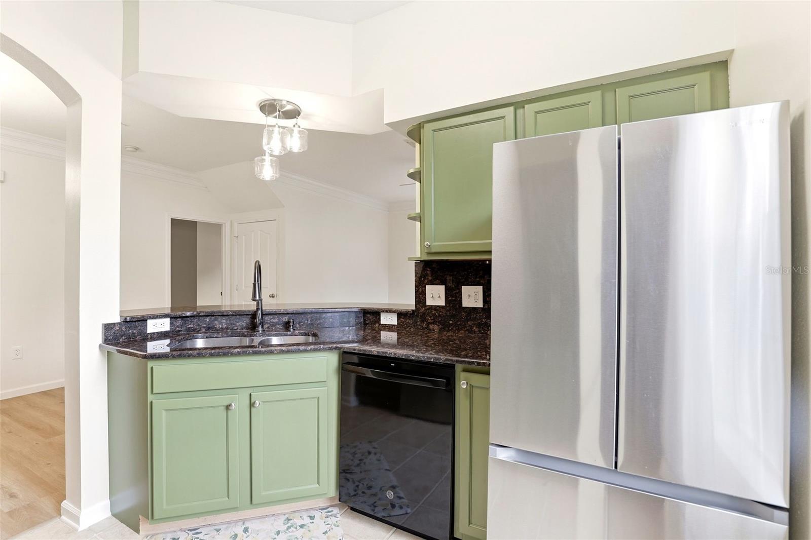 DISOCOVERY PALMS - Residential