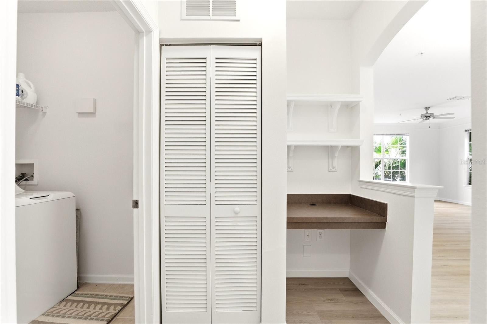 DISOCOVERY PALMS - Residential