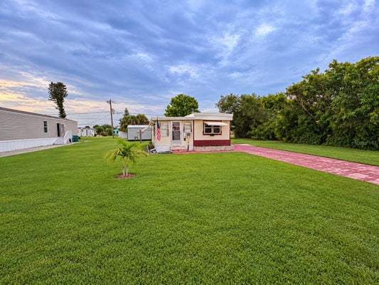 1394 FLAMINGO DR, ENGLEWOOD, FL 34224 - Image d4e7b82bbd9076d0e47d4383ffb514fe/2676324212