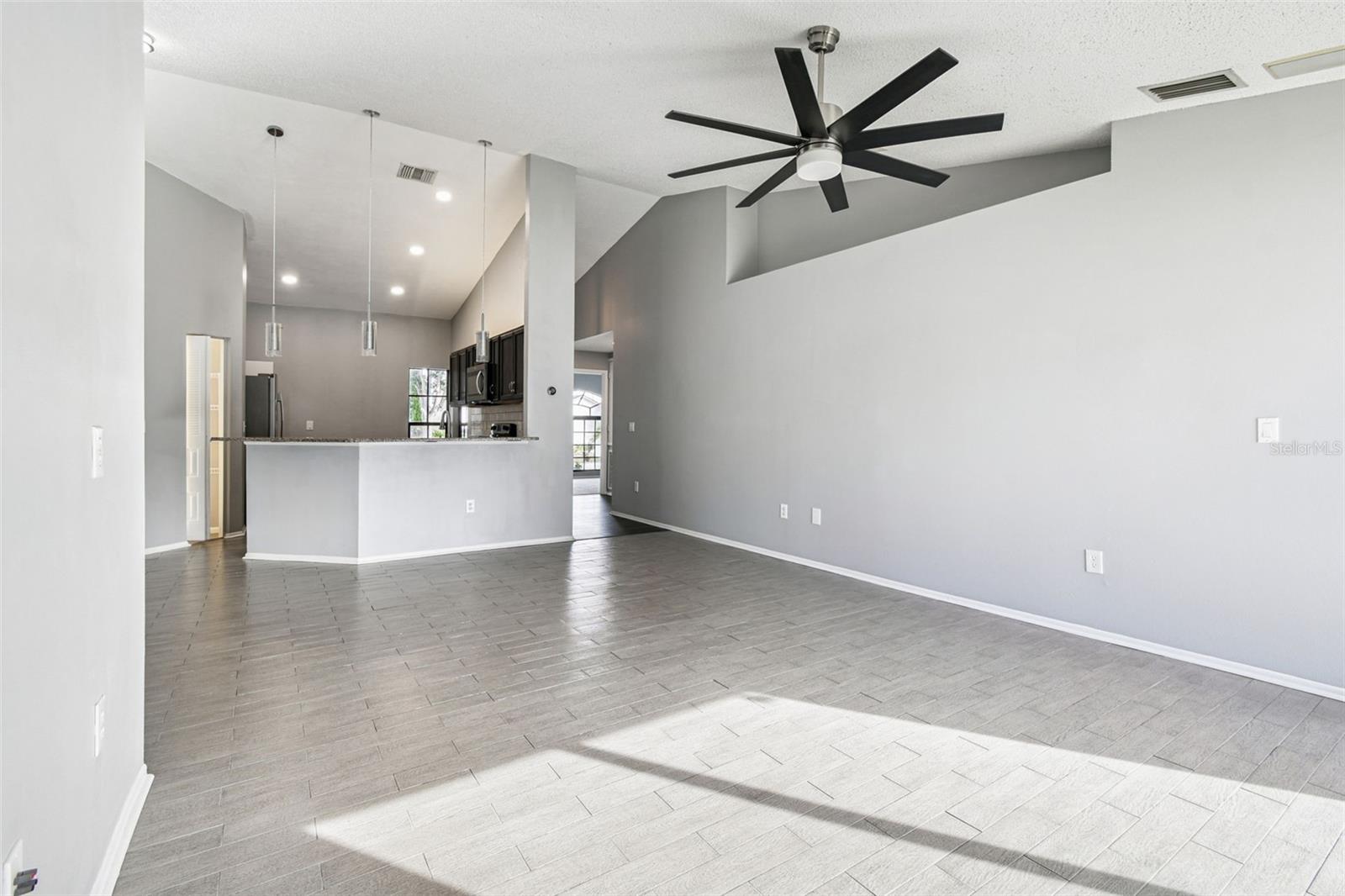 HEATHER LAKES UNIT XXII PH - Residential