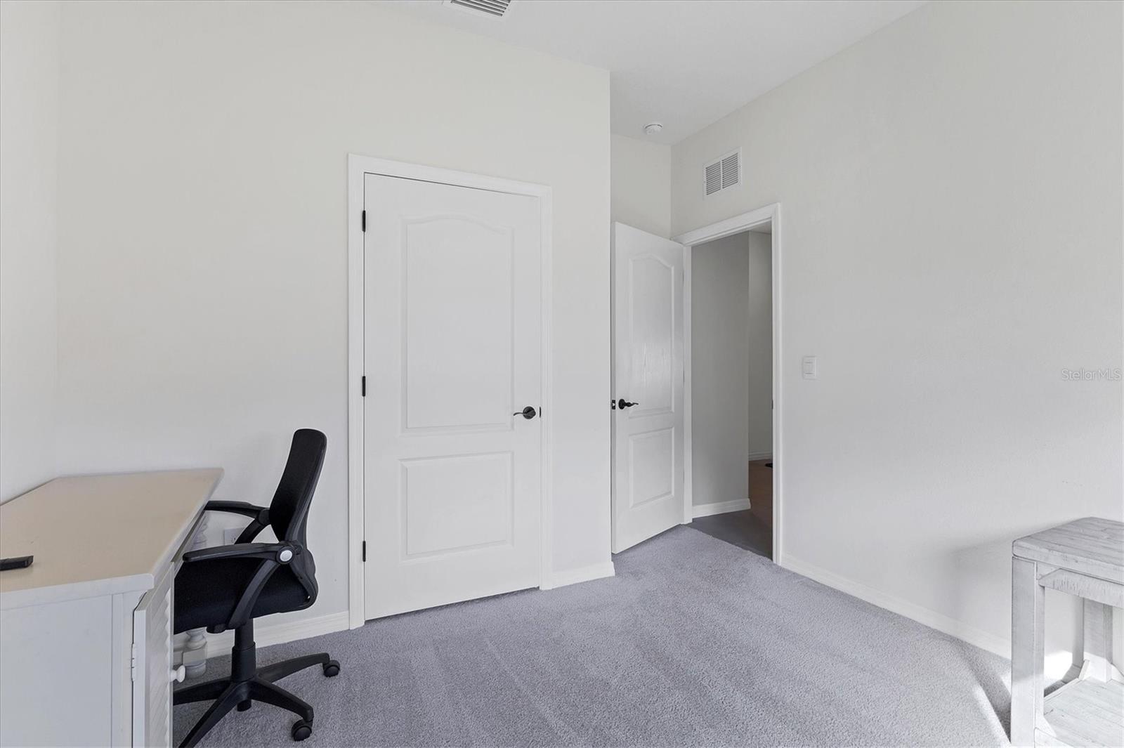 PALISADES PH II - Residential Lease
