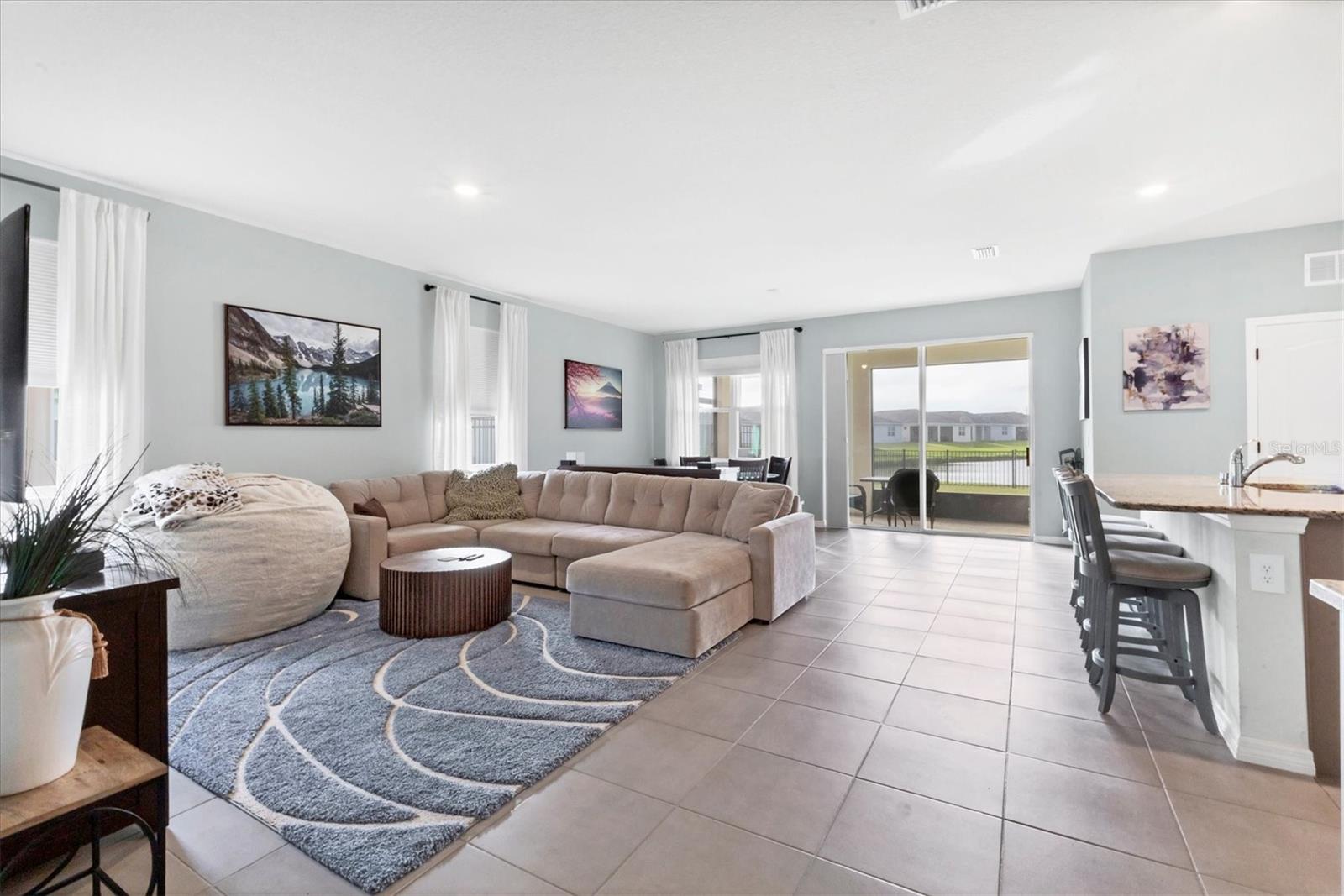 PALISADES PH II - Residential Lease