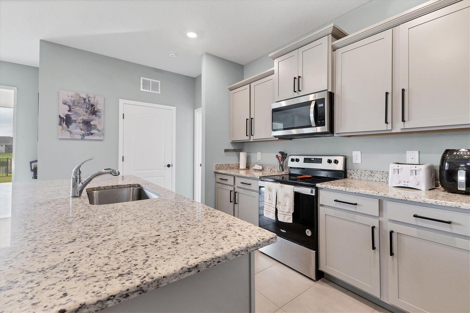 PALISADES PH II - Residential Lease
