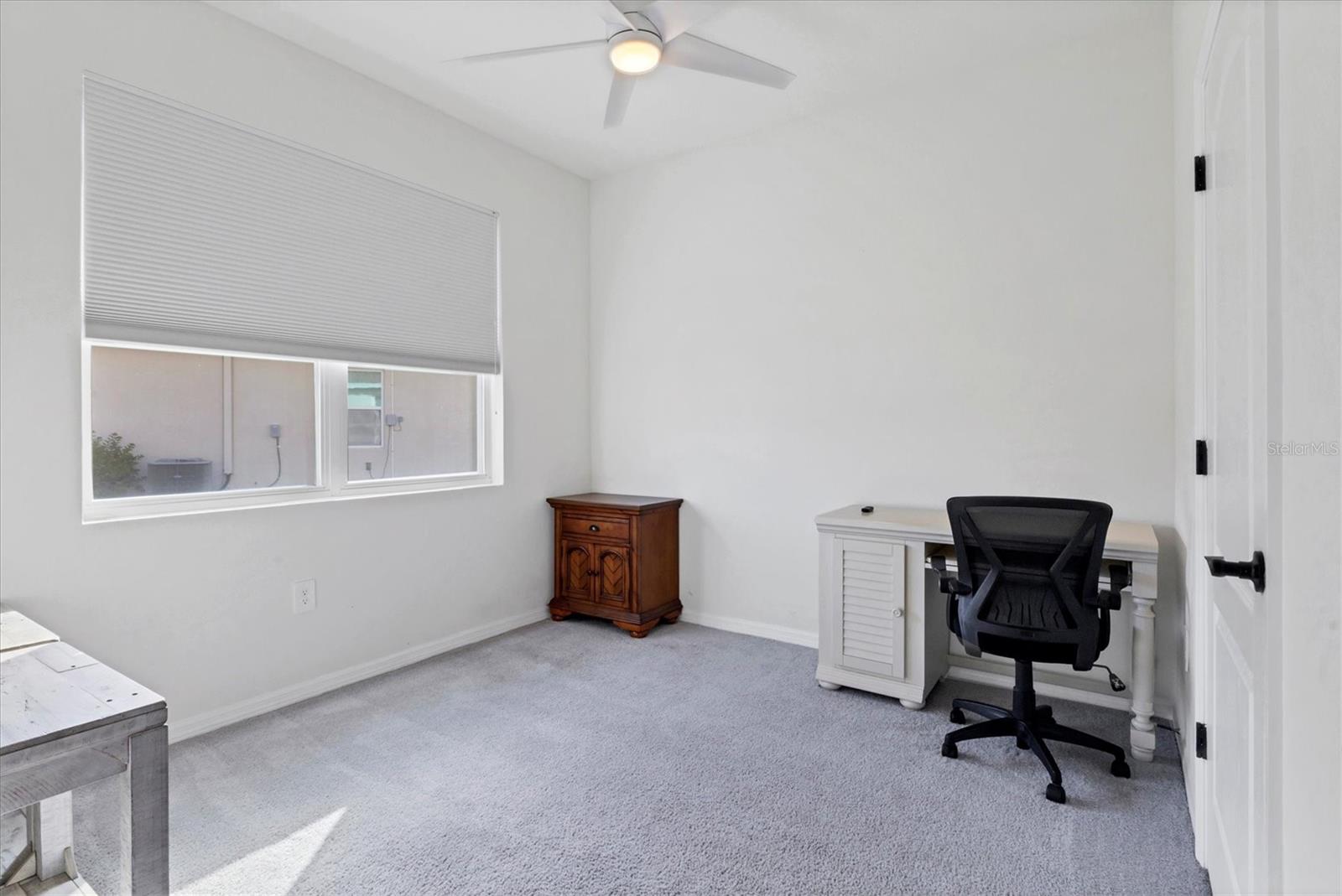 PALISADES PH II - Residential Lease