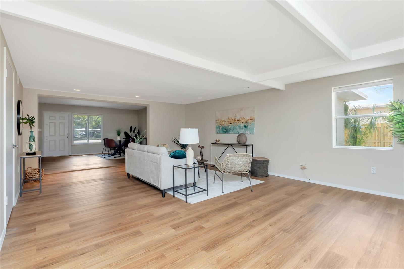 MEADOW LAWN 8TH ADD - Residential