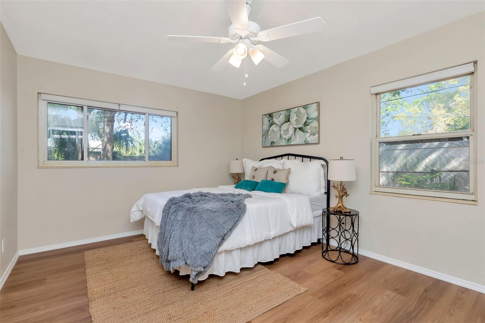 MEADOW LAWN 8TH ADD - Residential