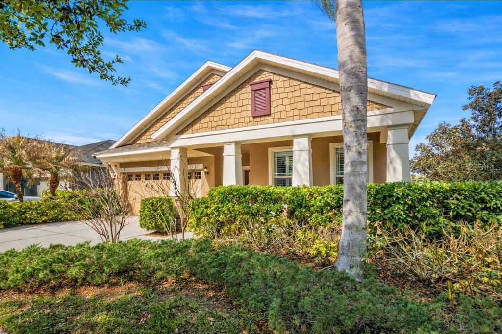 Photo of 5323 Crosscourt View Drive, Lithia, FL 33547 (MLS # TB8492854)