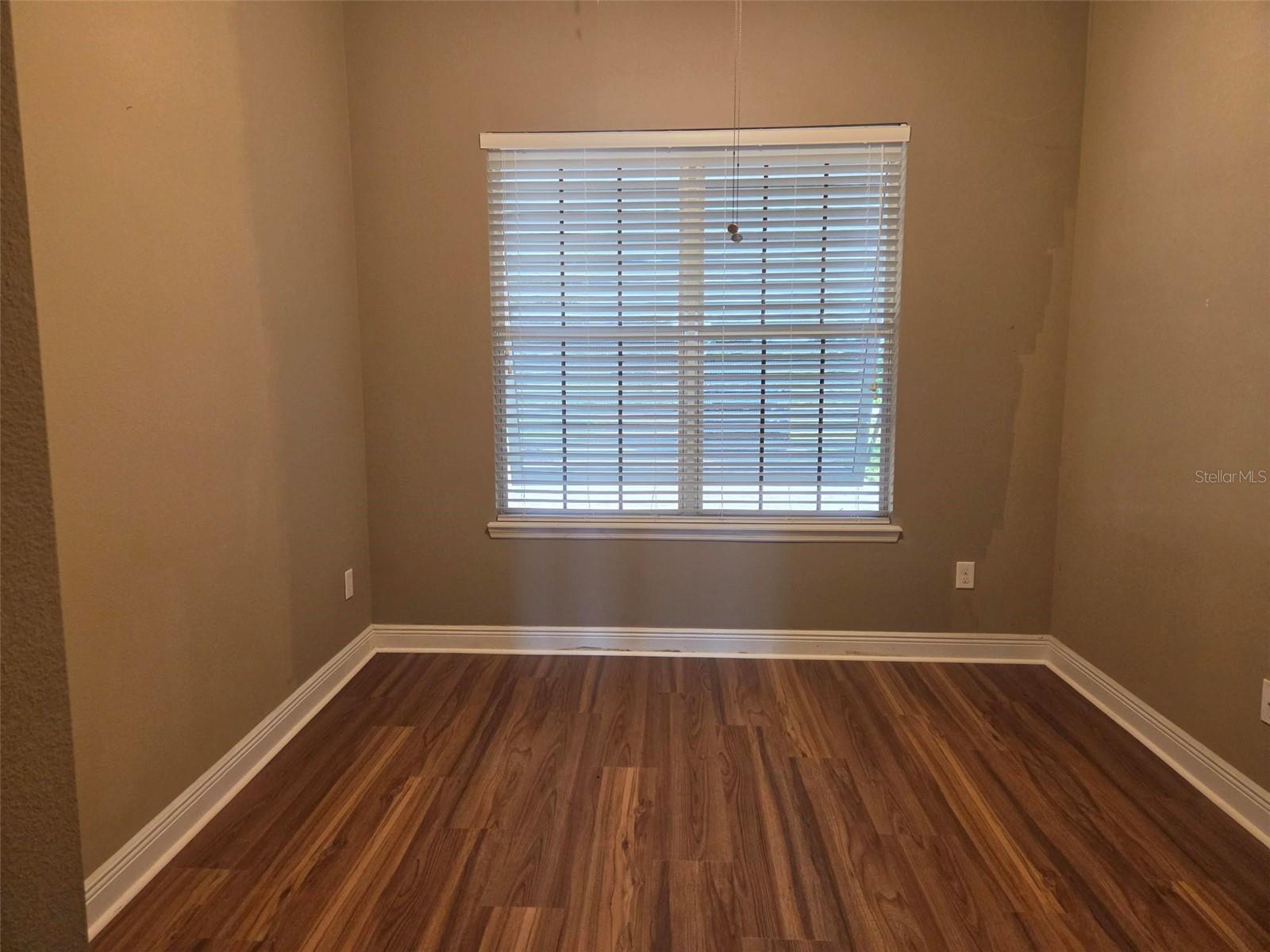 REGENT LAKE - Residential