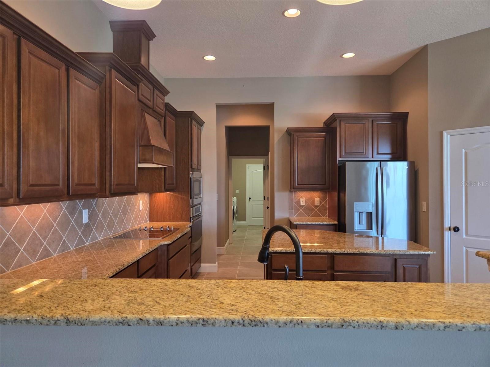 REGENT LAKE - Residential