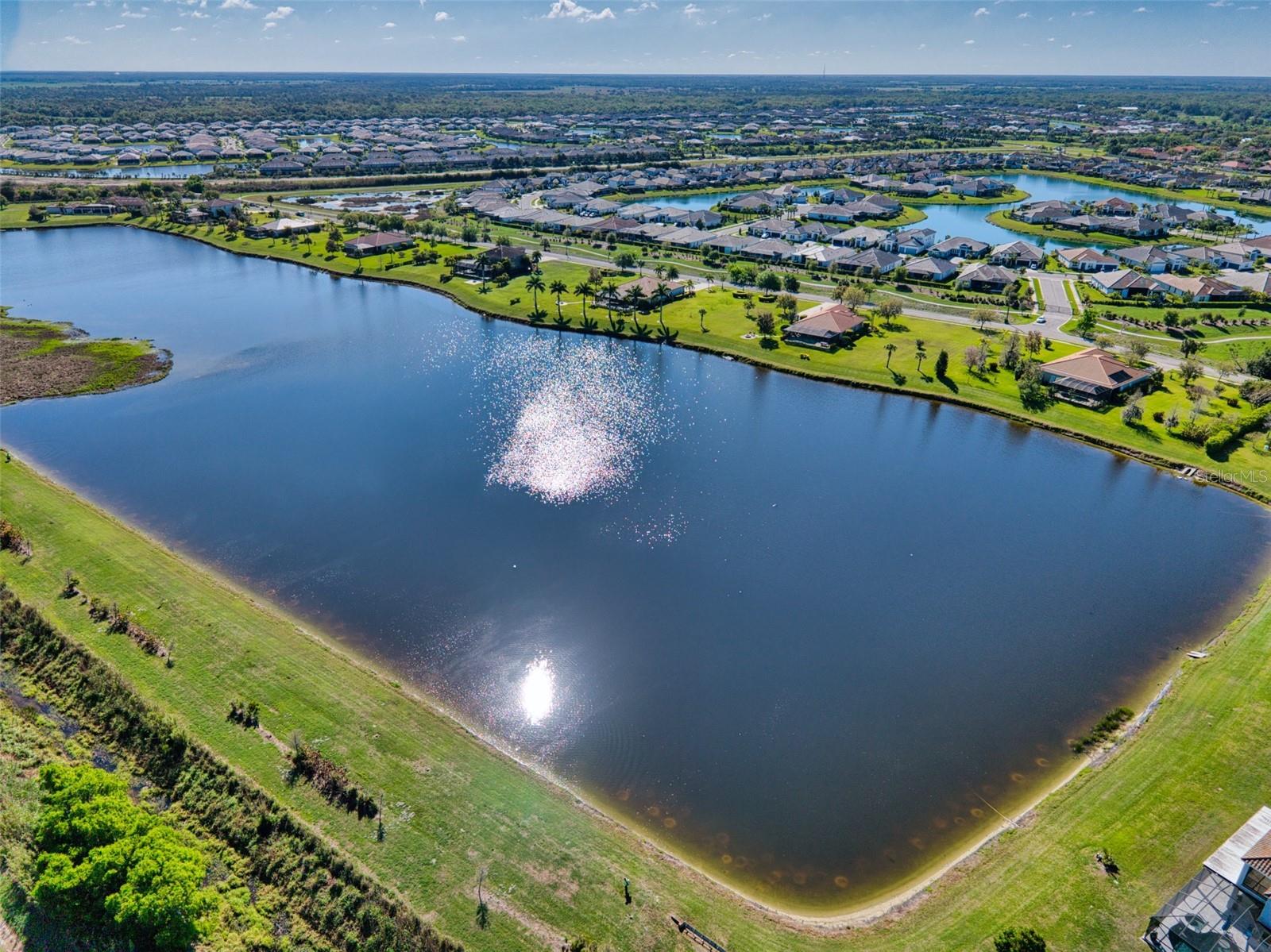 REGENT LAKE - Residential