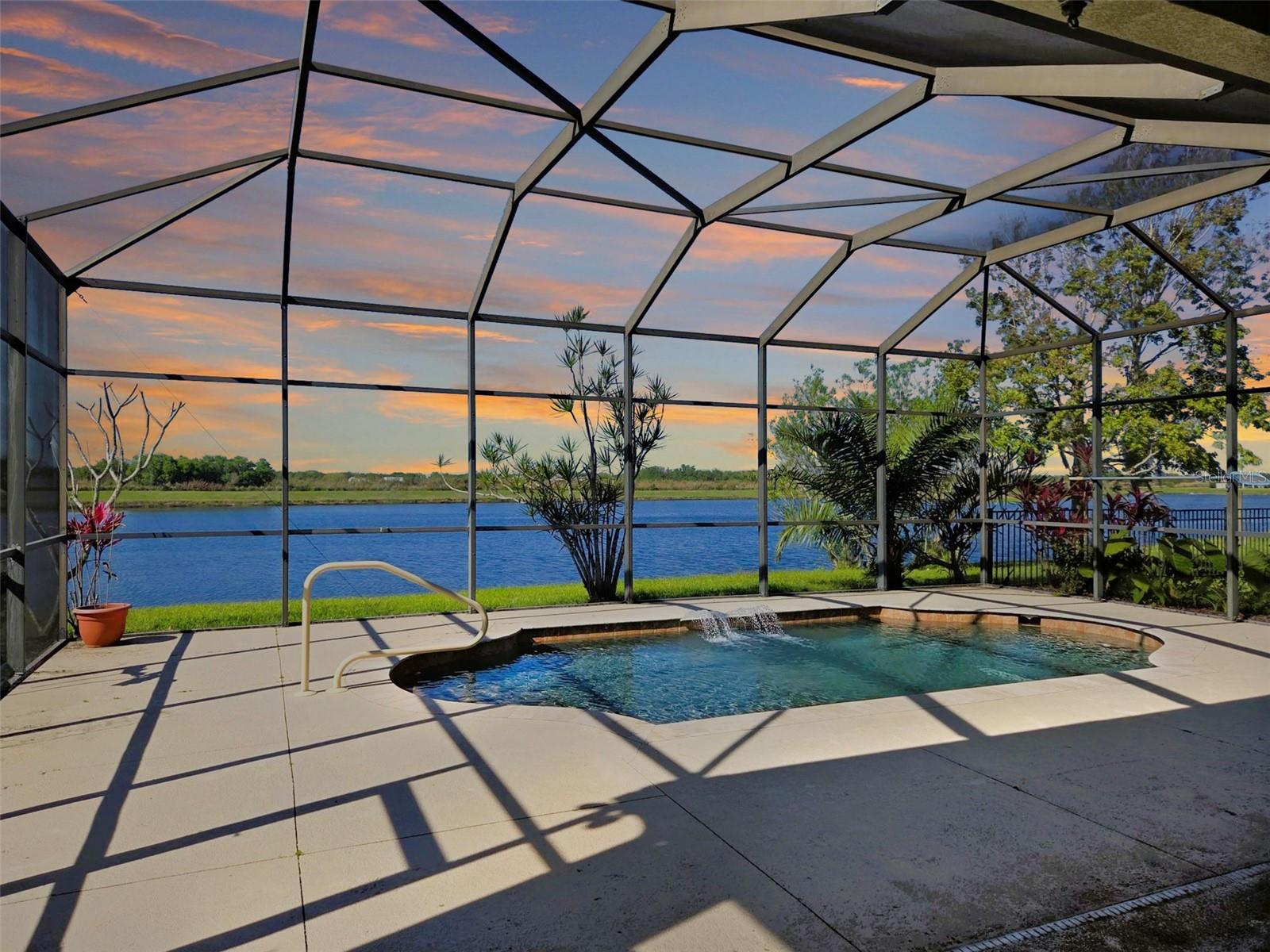 REGENT LAKE - Residential