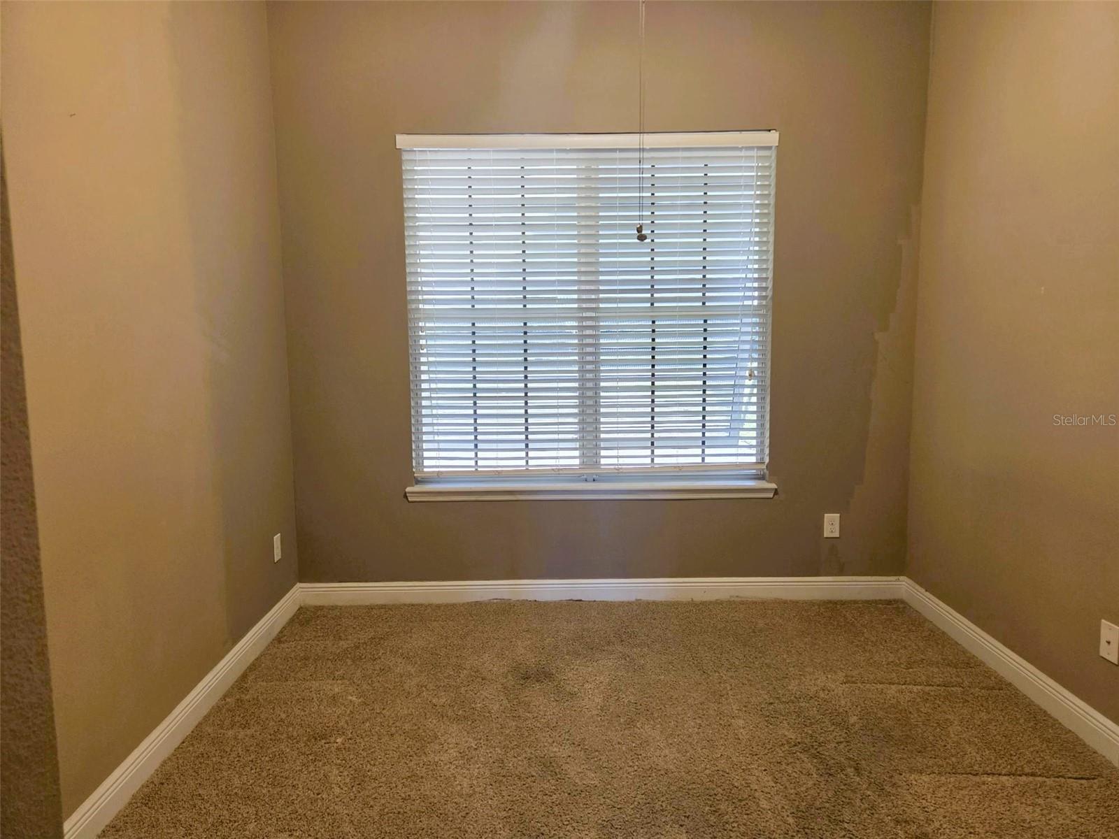 REGENT LAKE - Residential