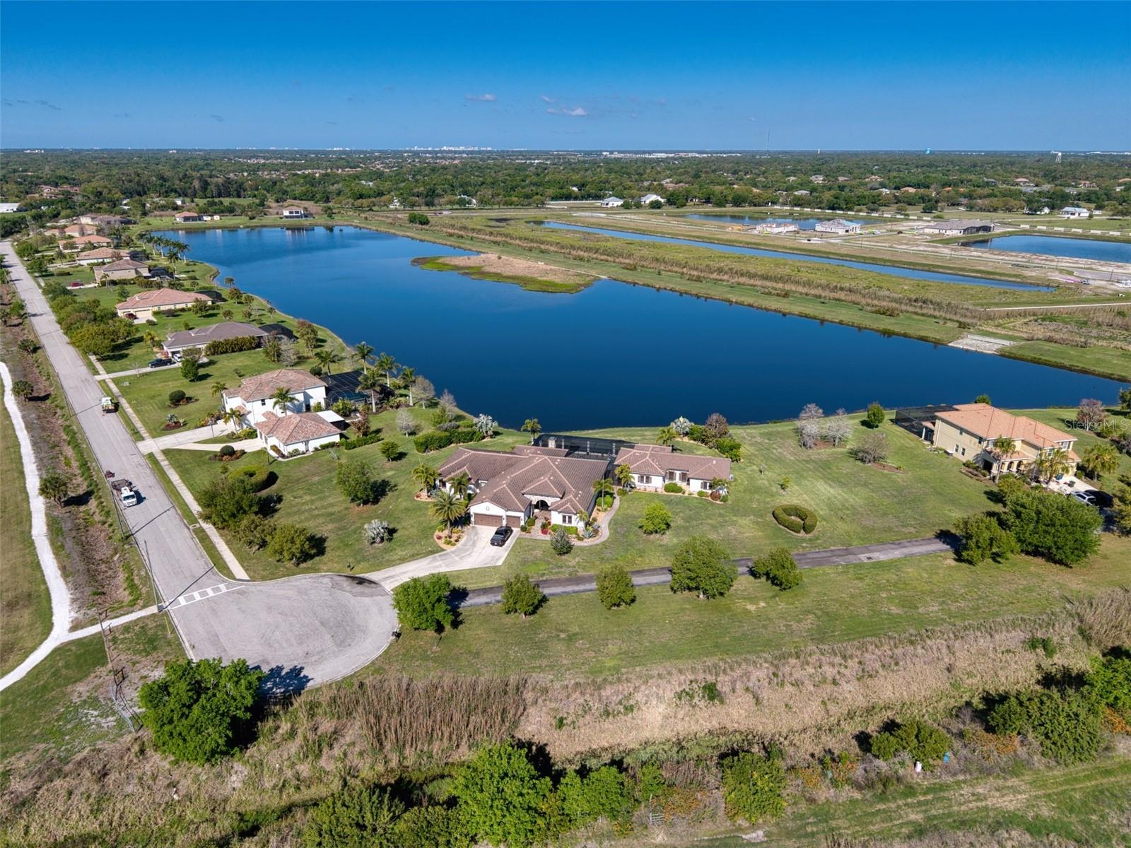 REGENT LAKE - Residential
