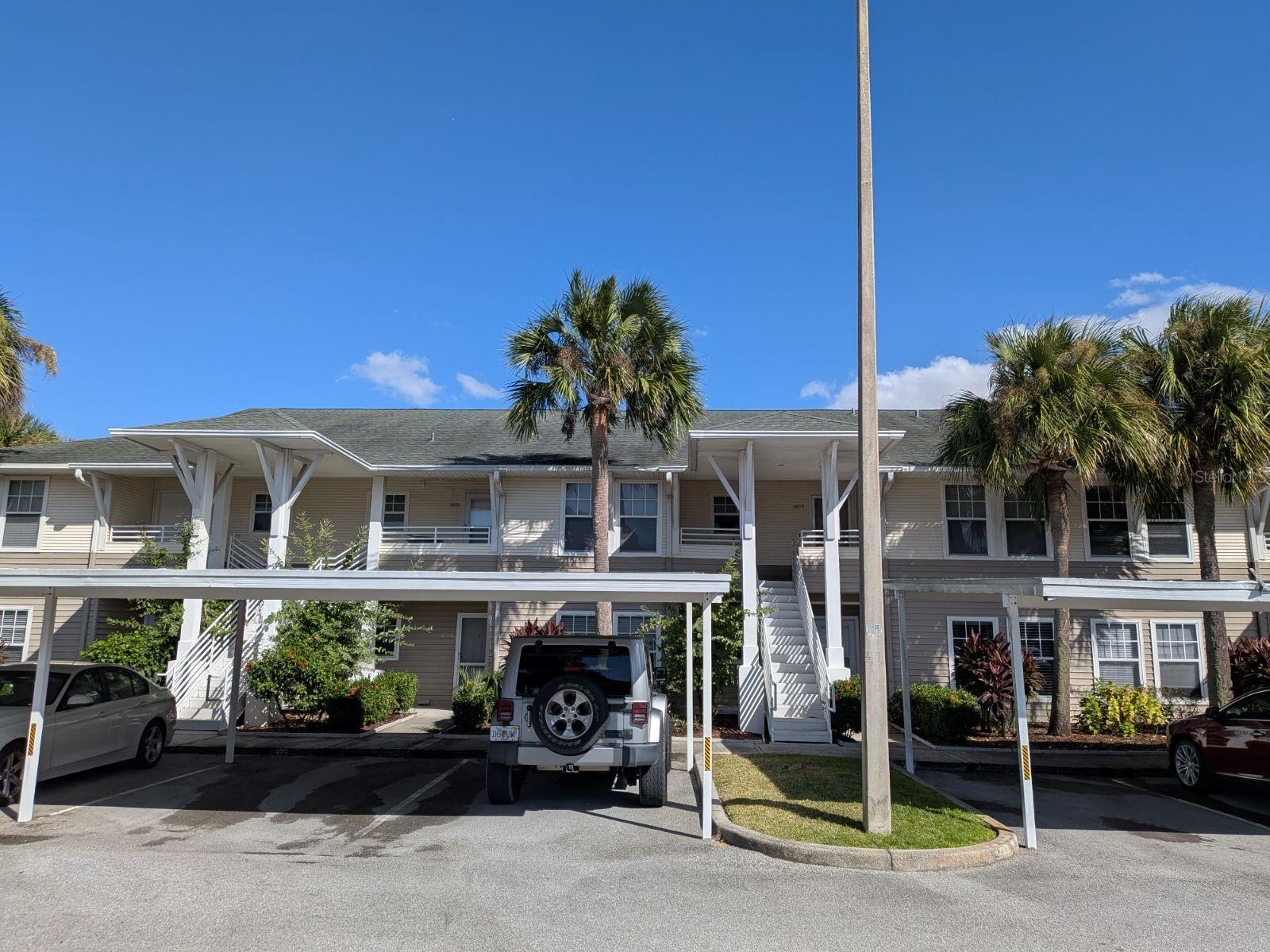 ST ANDREWS AT IMPERIALAKES CONDO - Residential Lease