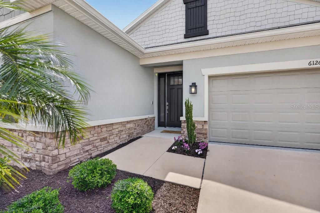 Photo of 6126 Maidenstone Way, Palmetto, FL 34221 (MLS # TB8502212)