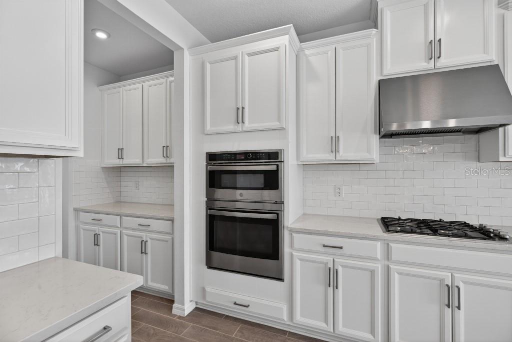 ARTISAN LAKES EAVES BEND PH II SUBPH A, - Residential