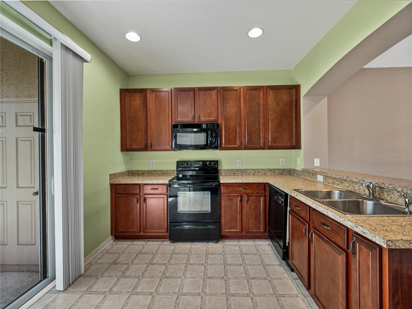 OAK CREEK PRCL 2 UNIT 2A - Residential