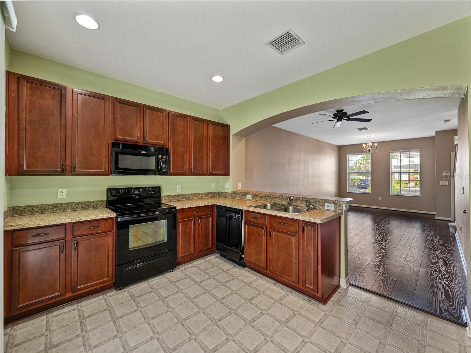 OAK CREEK PRCL 2 UNIT 2A - Residential