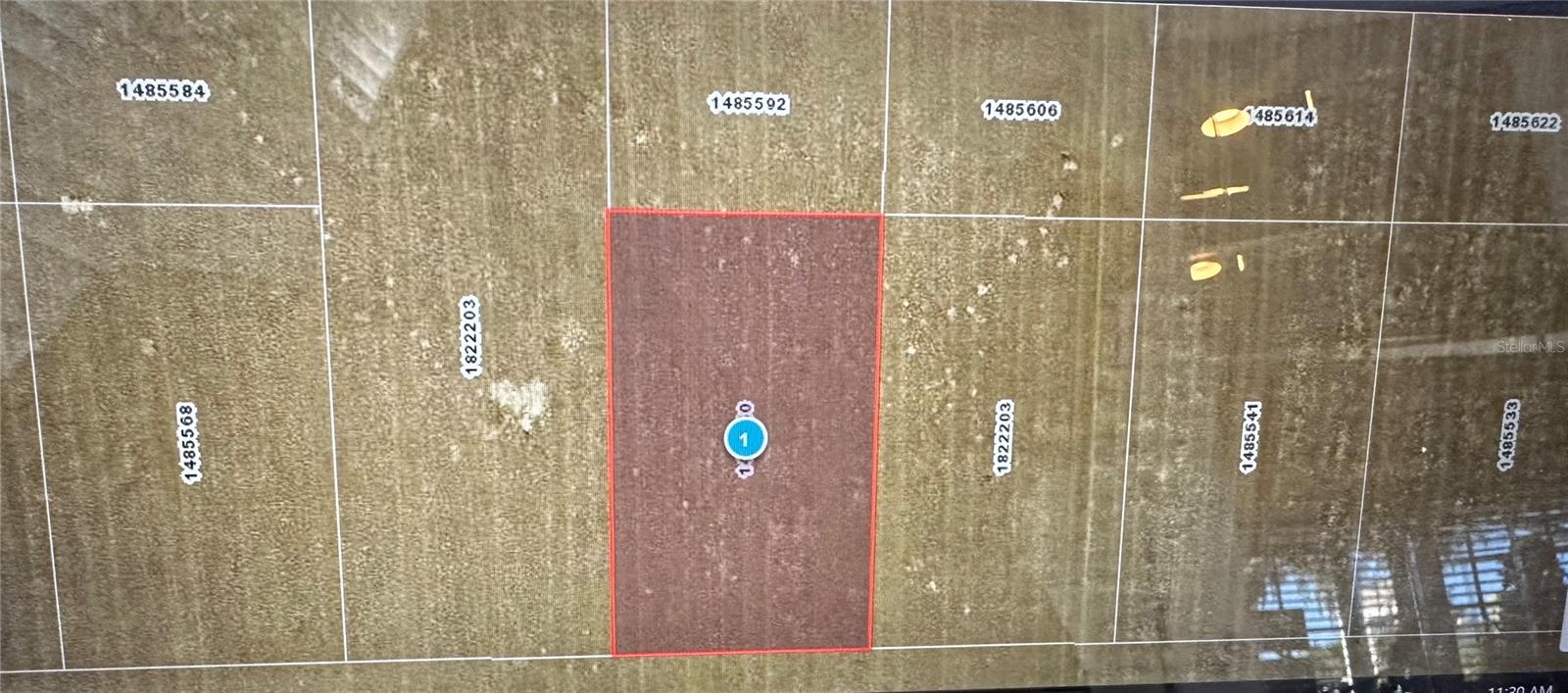 Main image without alt text