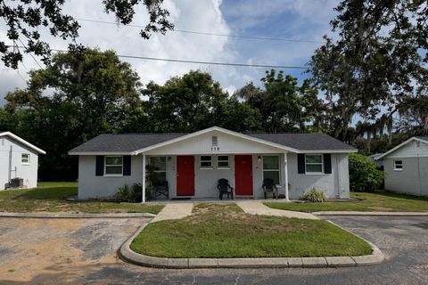 Photo of 110 Karde Lane, Brandon, FL 33510 (MLS # A4682731)