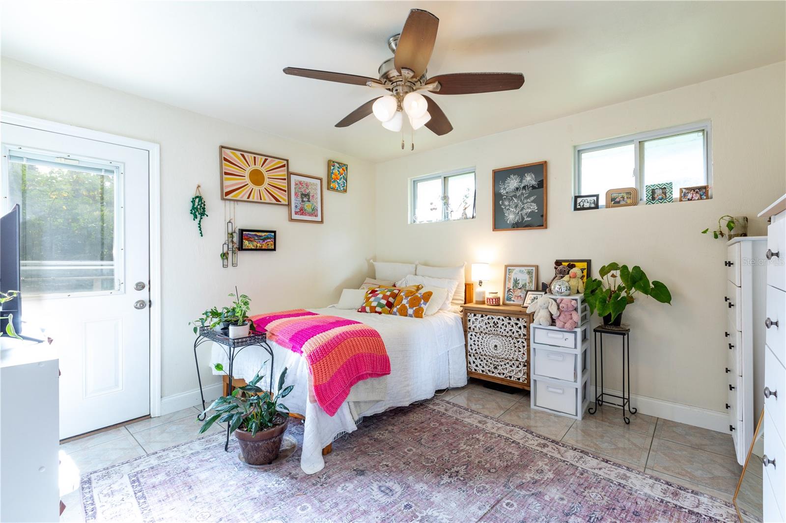 OAKS OF KANAPAHA - Residential