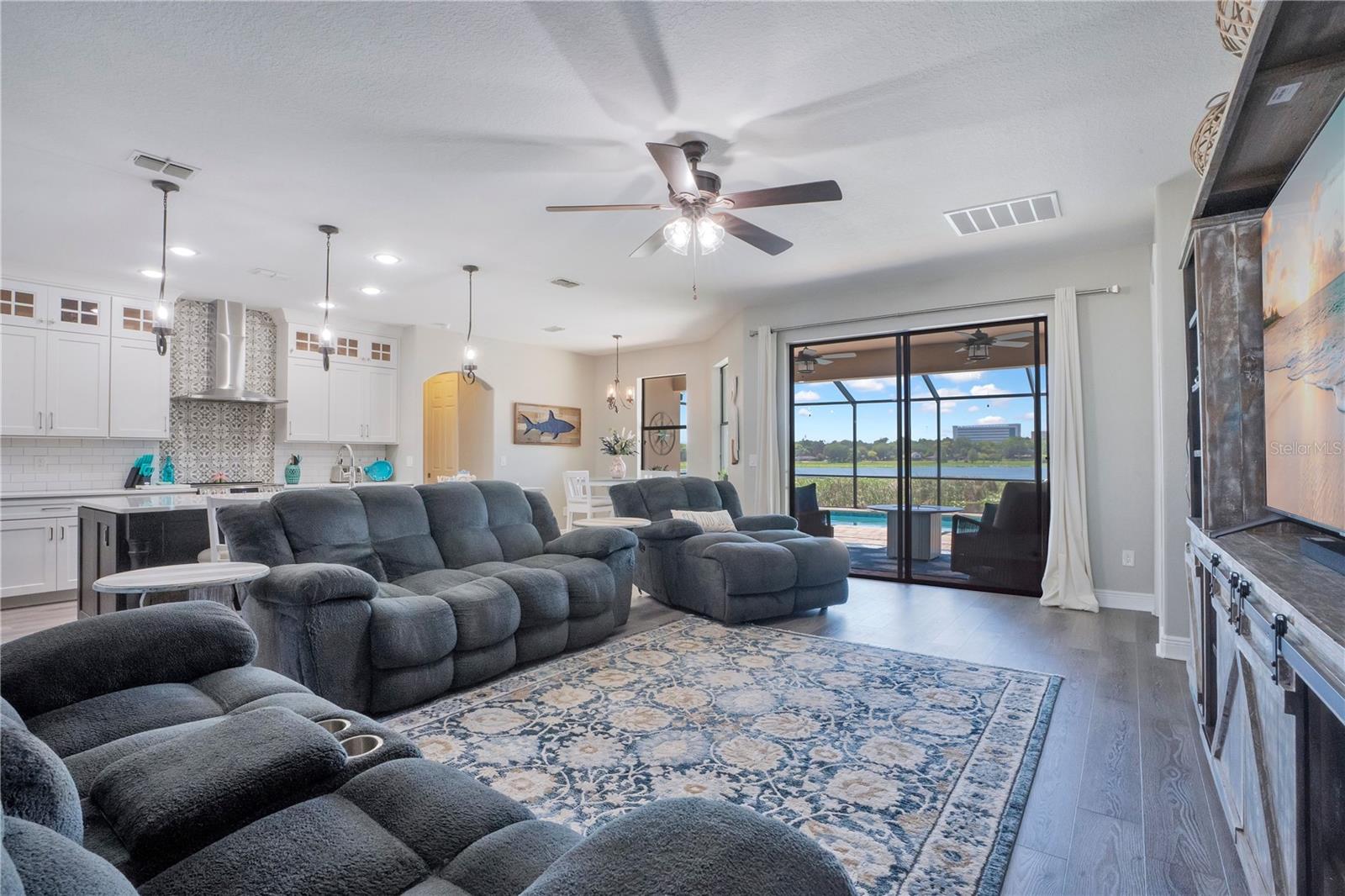 LANDINGS AT HERITAGE ON WATER - Residential