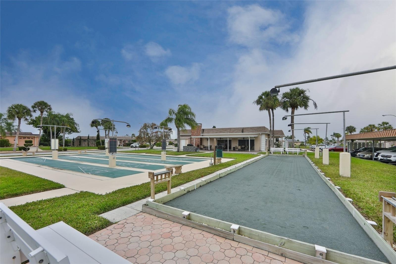 BOCA CIEGA POINT EAST - Residential