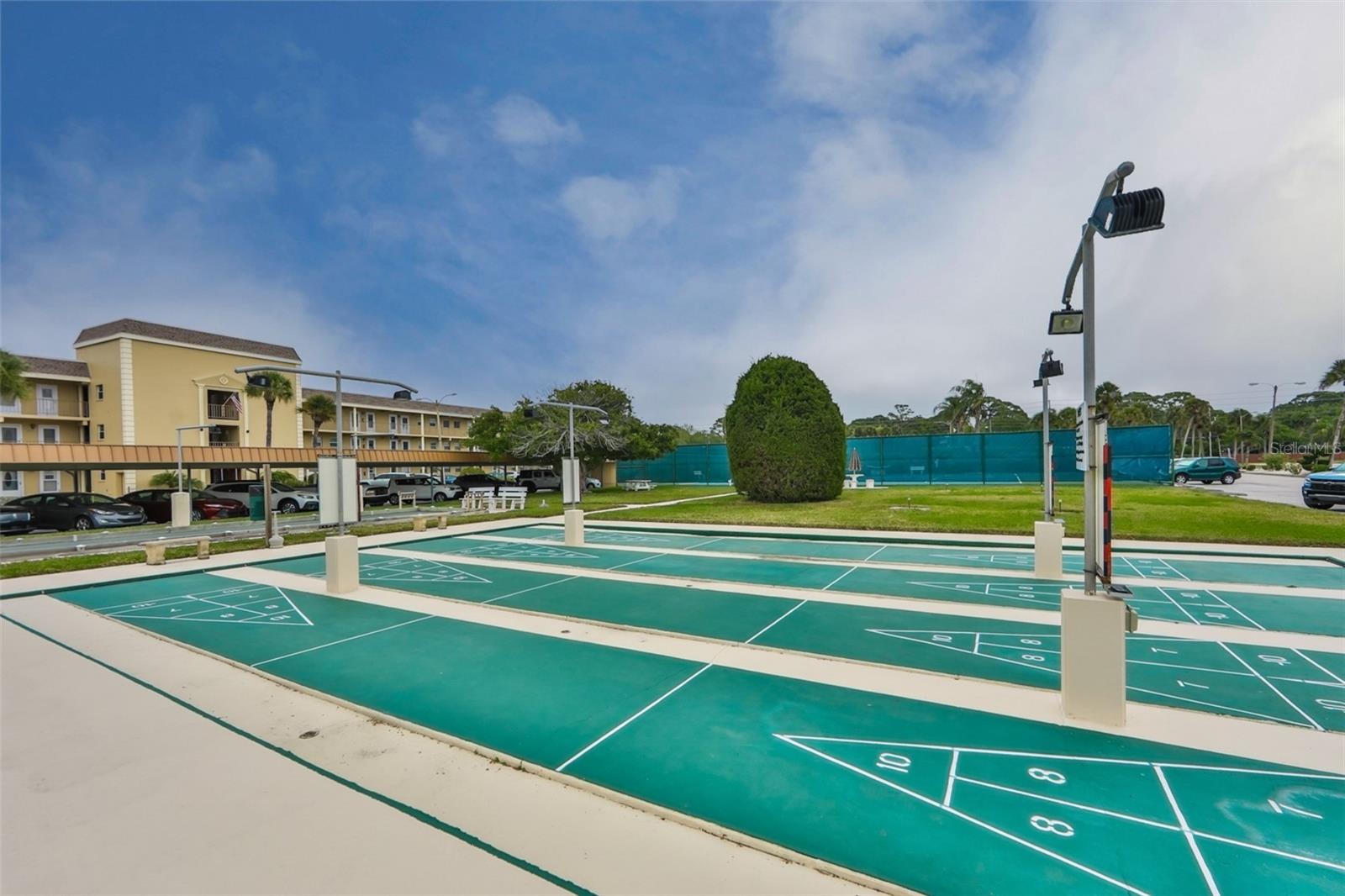 BOCA CIEGA POINT EAST - Residential