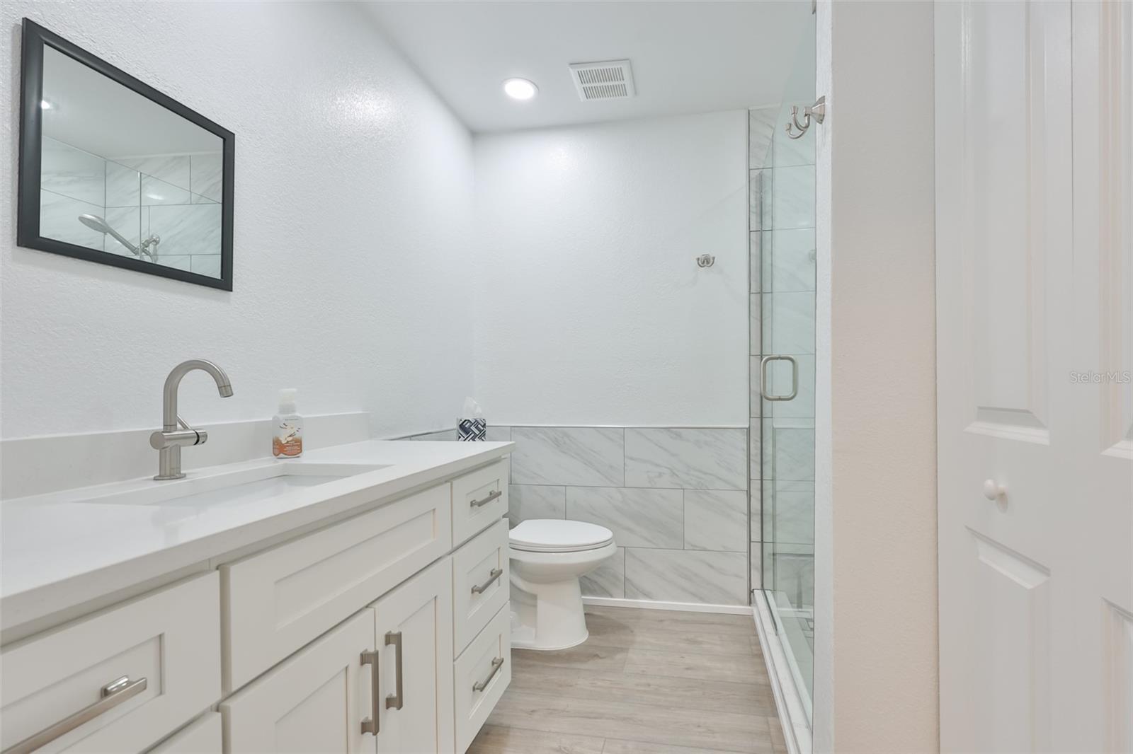 BOCA CIEGA POINT EAST - Residential