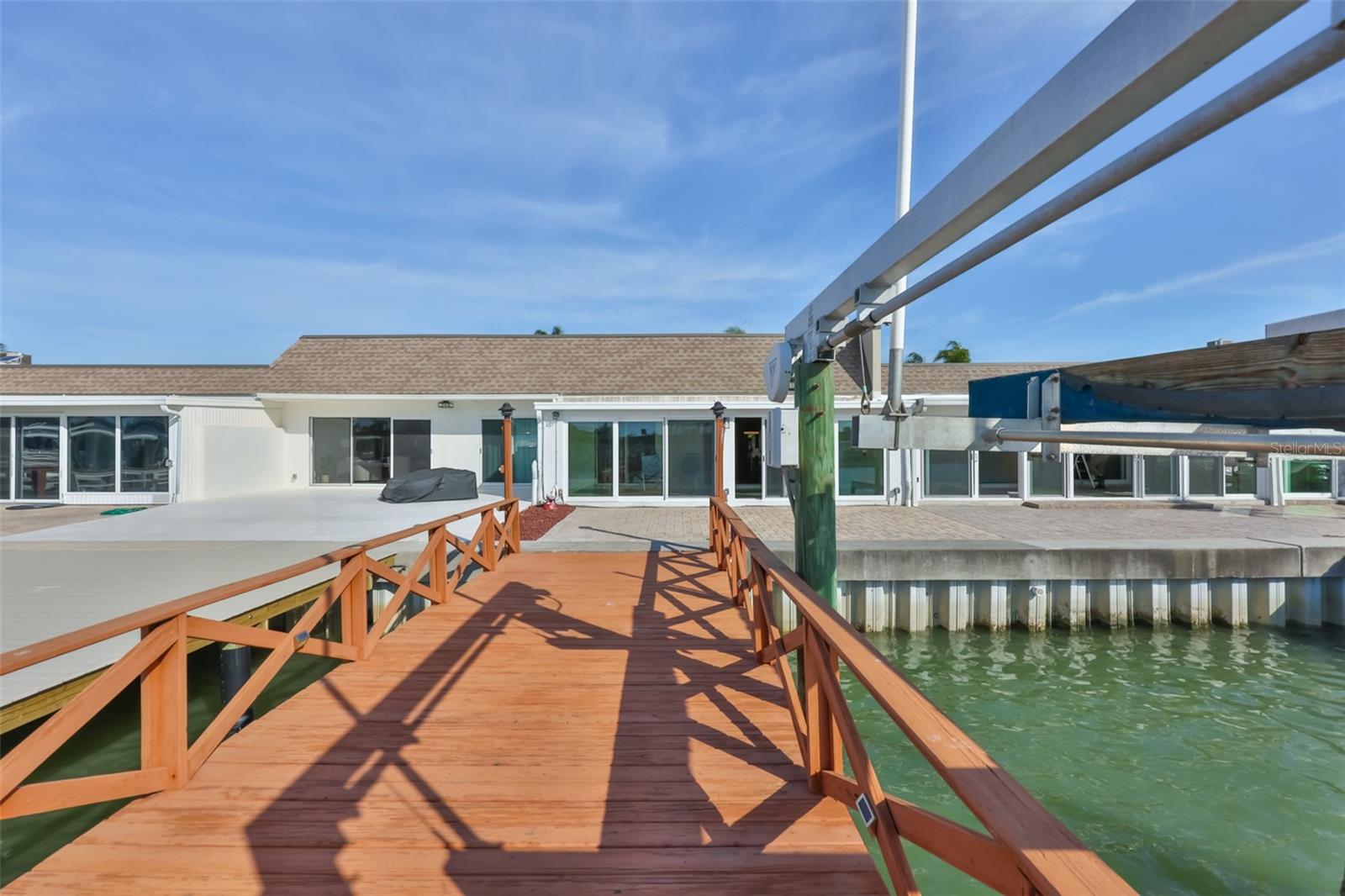 BOCA CIEGA POINT EAST - Residential