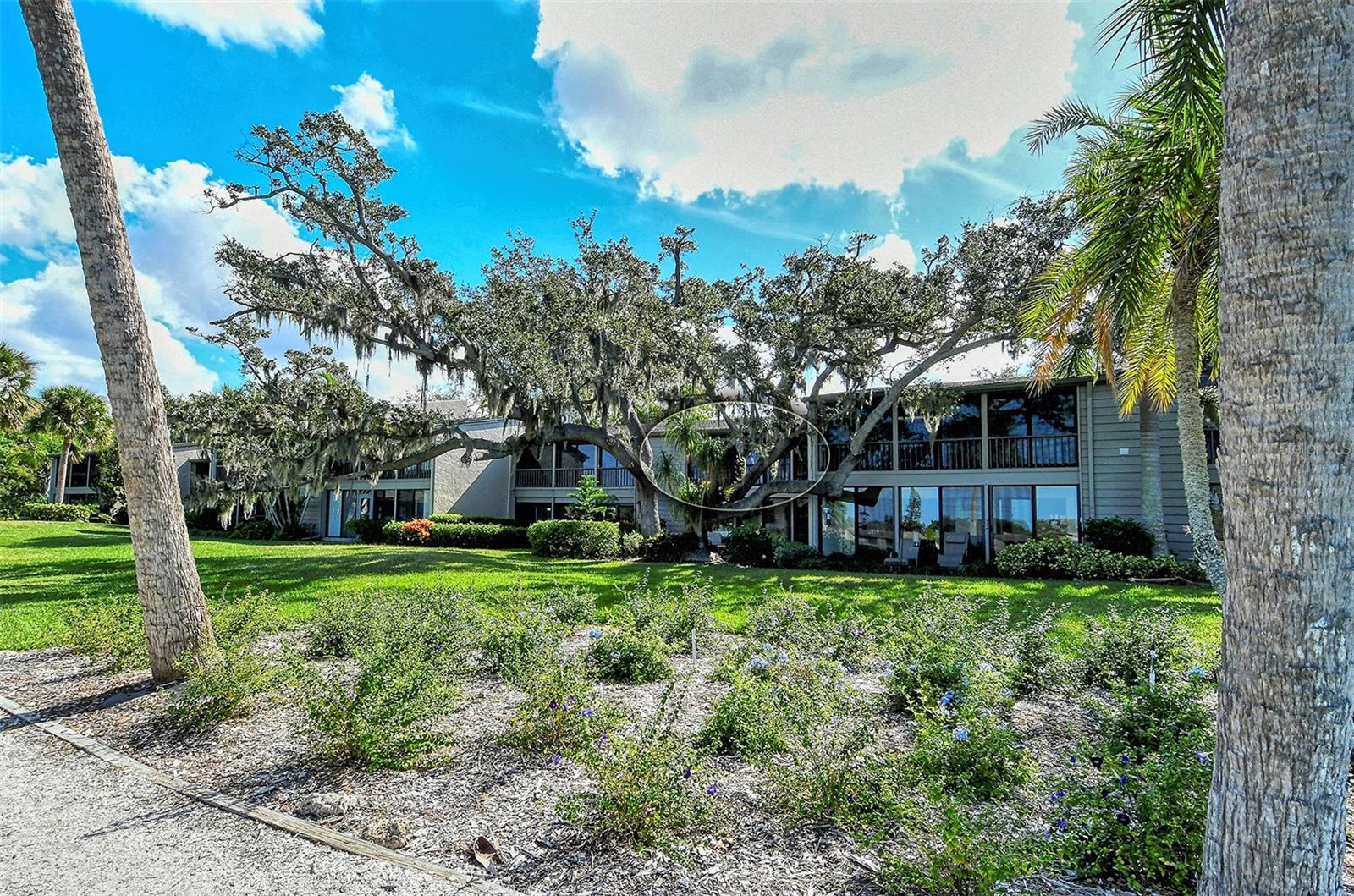 PELICAN COVE I - Residential Lease