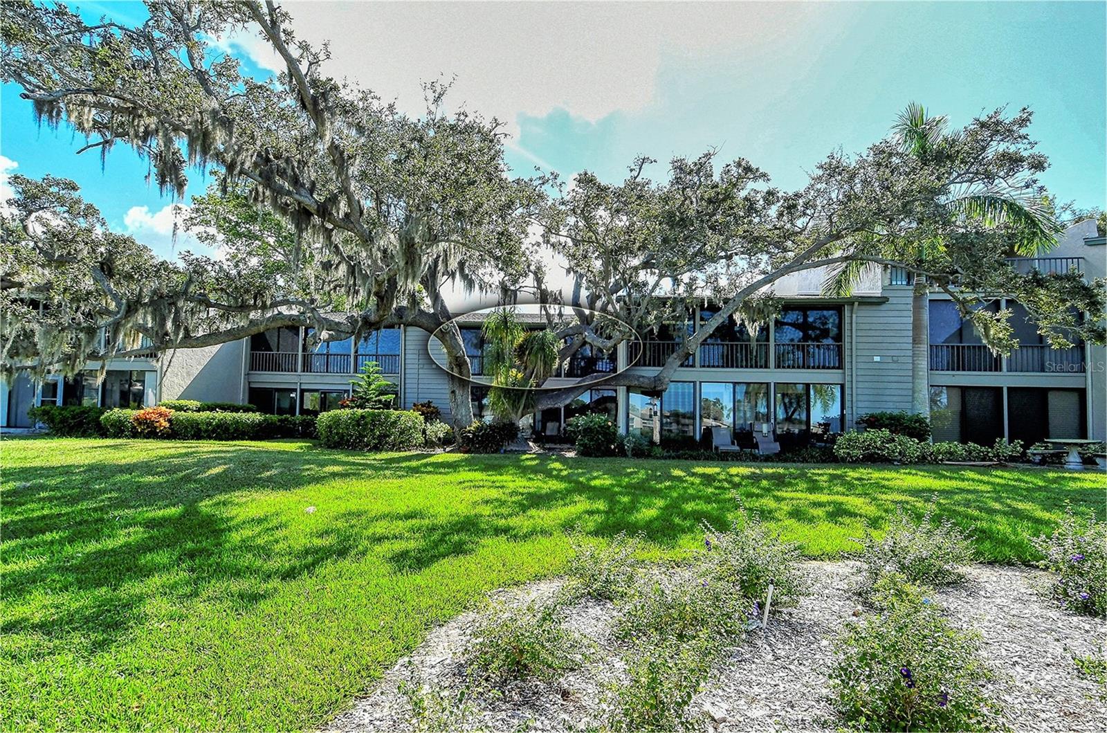 PELICAN COVE I - Residential Lease