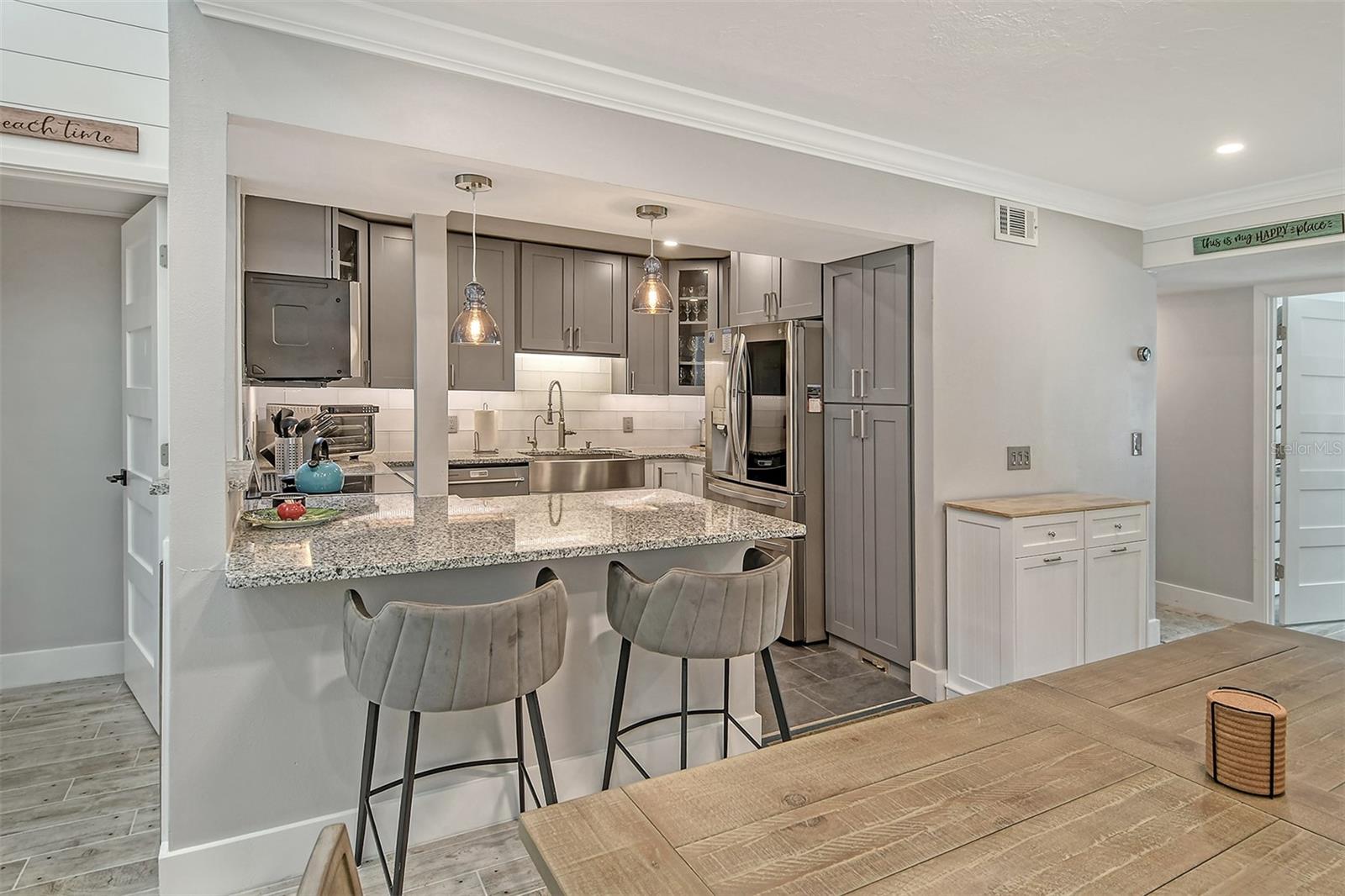 PELICAN COVE I - Residential Lease
