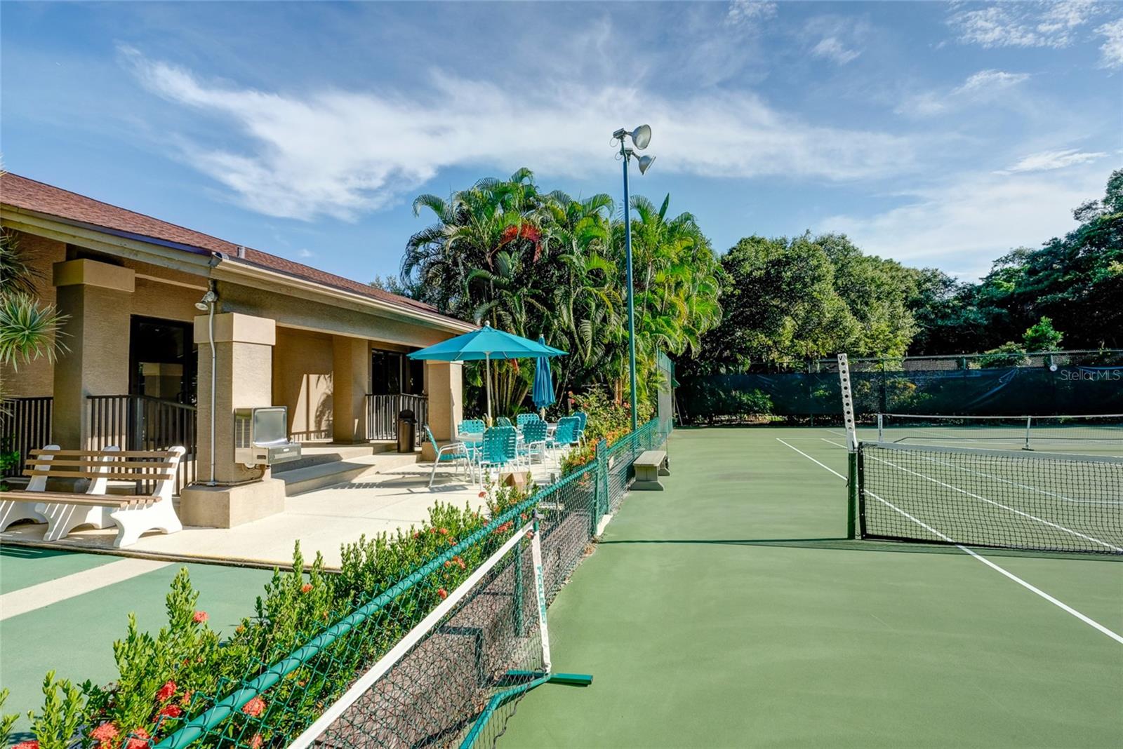 PELICAN COVE I - Residential Lease
