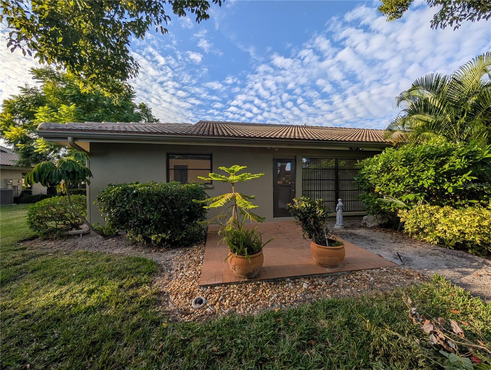 WOODSIDE TERRACE PH 2 - Residential Lease