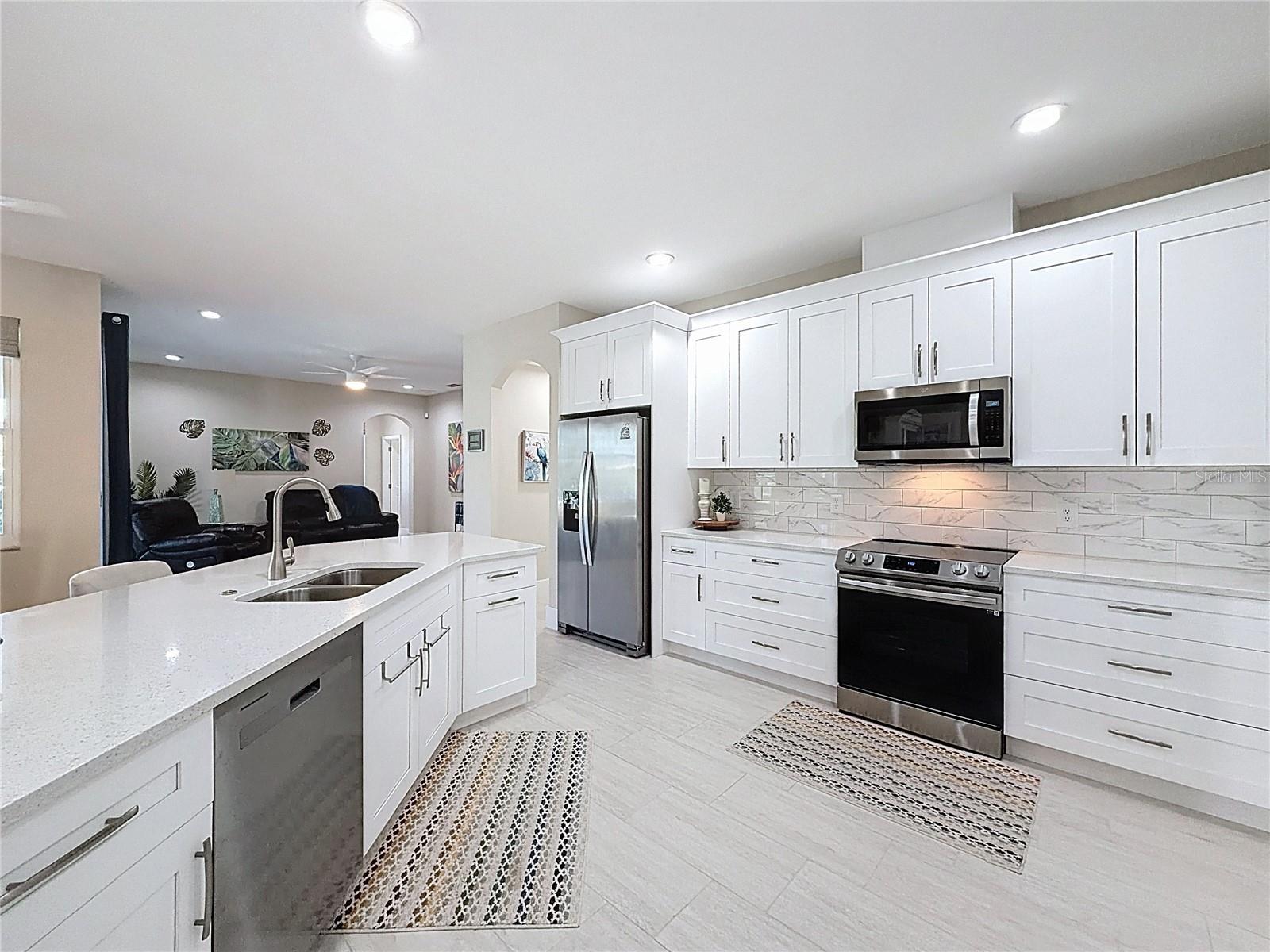 BRIGHTON LAKES PH 1 PARCELS A & G - Residential