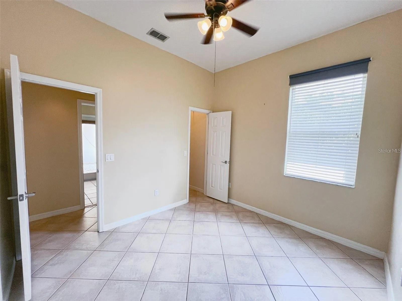 HEATHROW/KEENWICKE PH 2 - Residential Lease