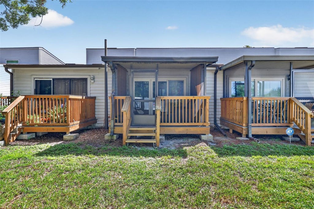 Photo of 6492 92nd Place N #302, Pinellas Park, FL 33782 (MLS # TB8548864)