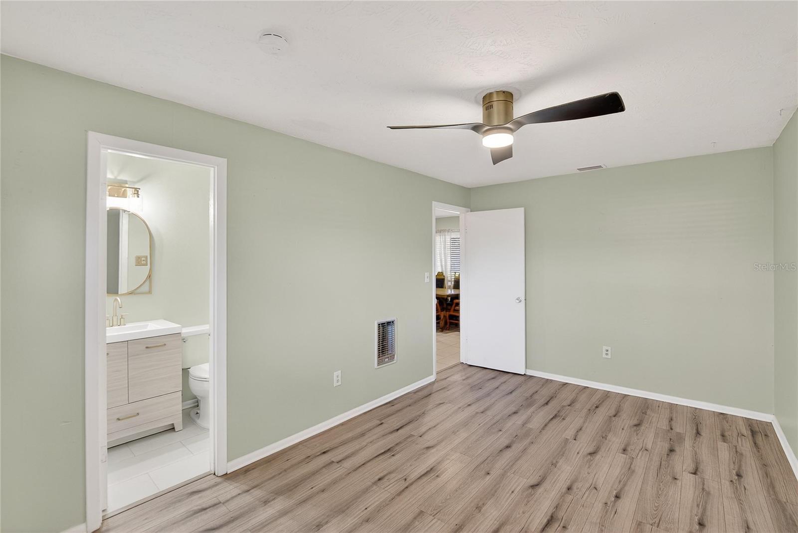 WINSTON HEIGHTS - Residential