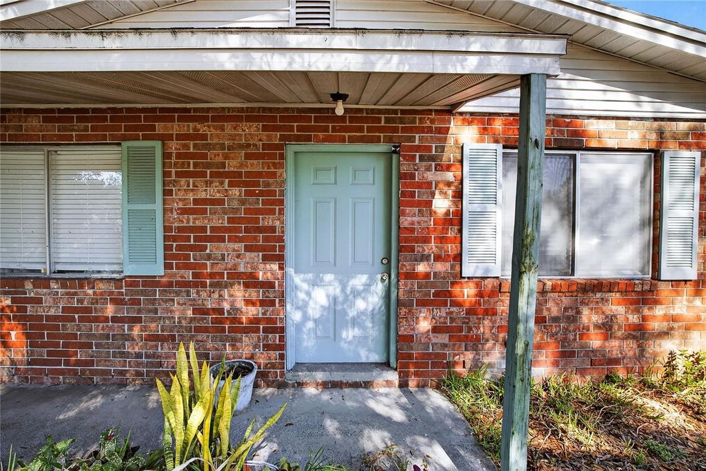 Photo of 3519 Colleen Drive, Lakeland, FL 33810 (MLS # TB8457876)