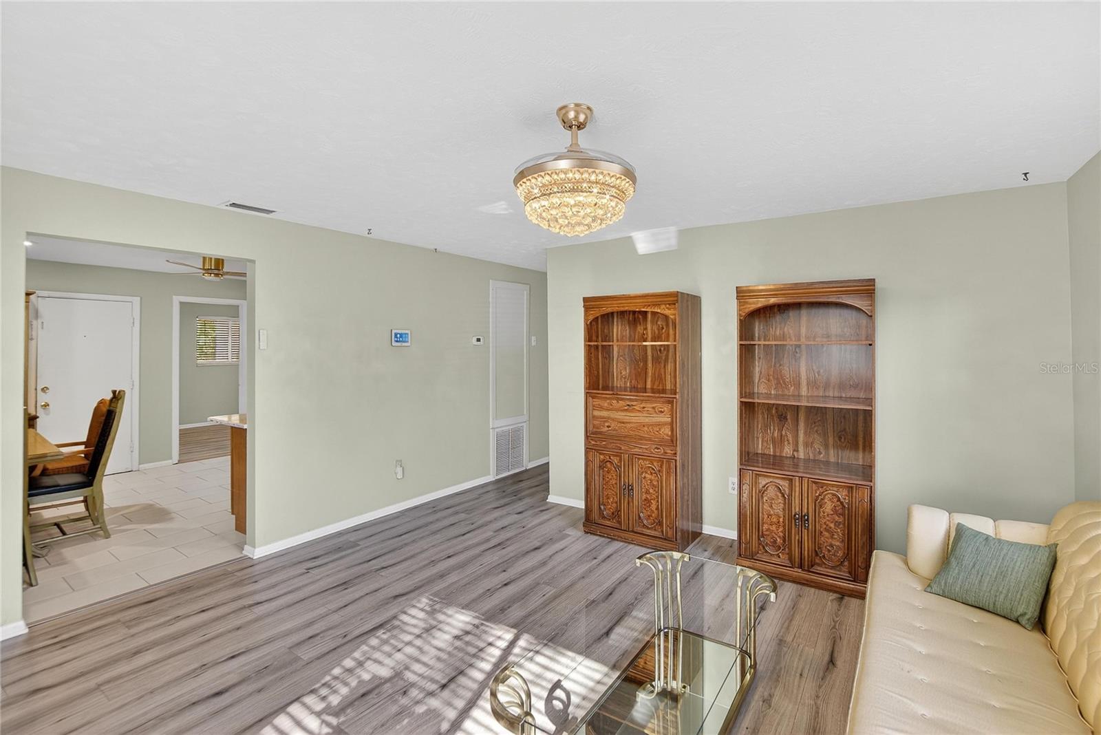 WINSTON HEIGHTS - Residential