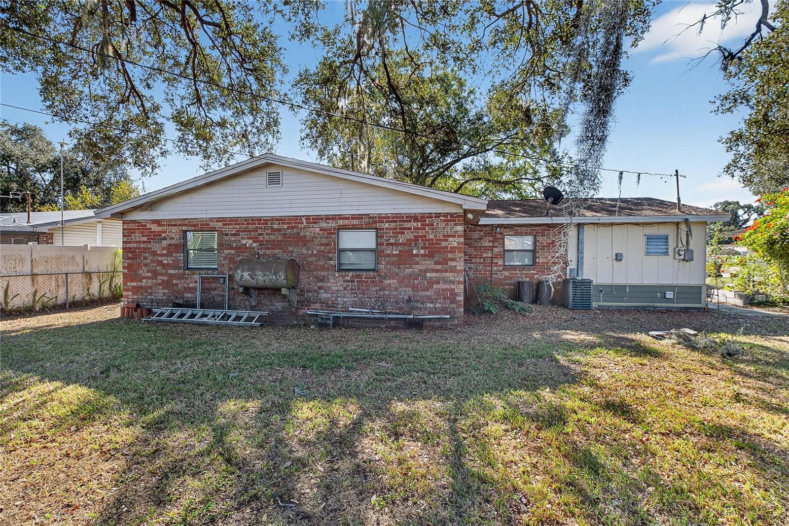 WINSTON HEIGHTS - Residential