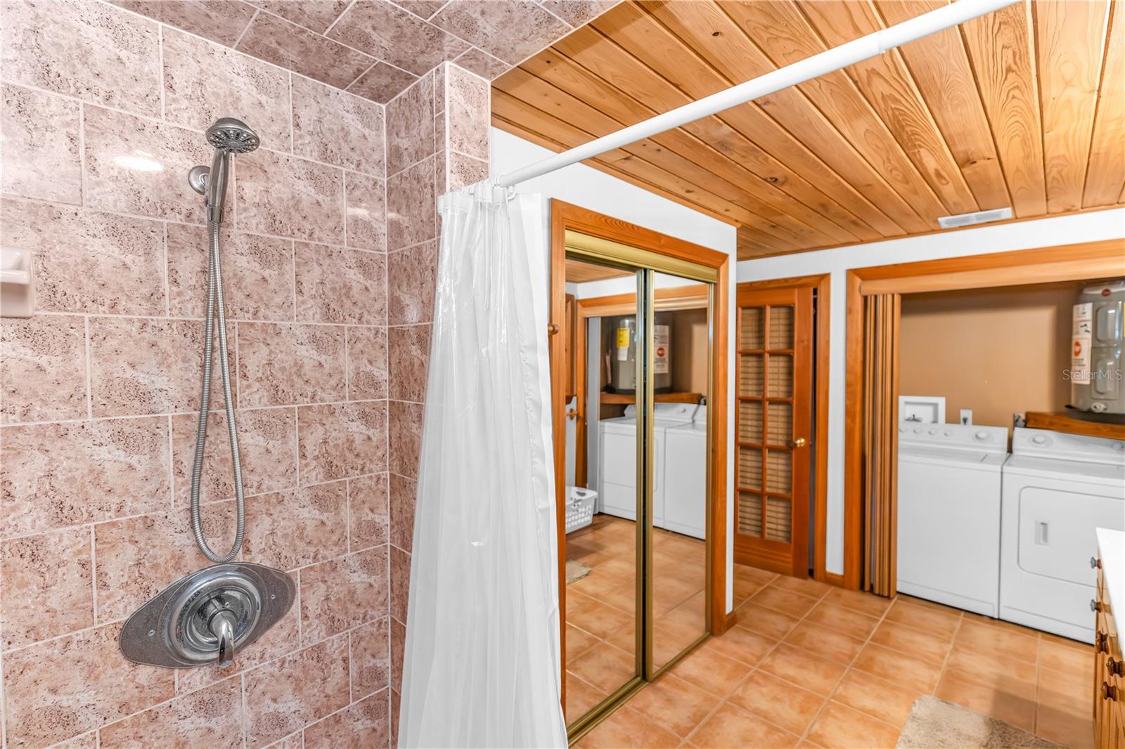 SHAMROCK ACERS UNREC SUB - Residential