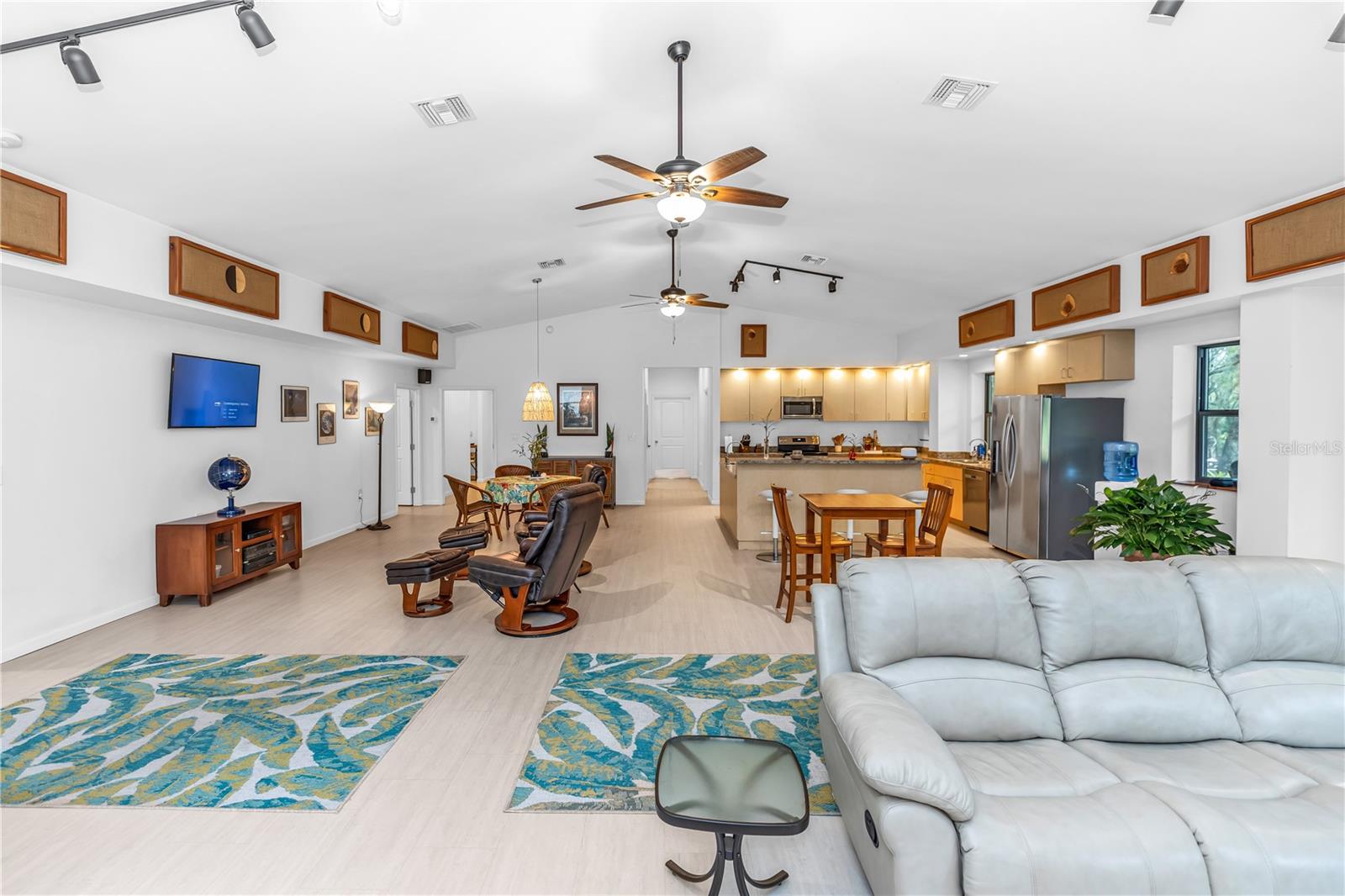 SHAMROCK ACERS UNREC SUB - Residential