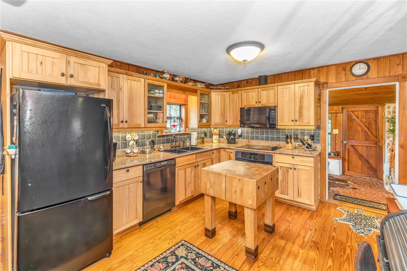 SHAMROCK ACERS UNREC SUB - Residential