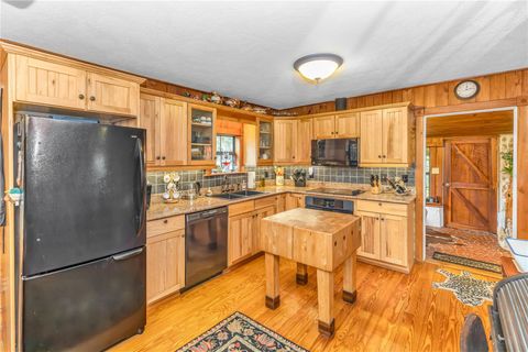 Tiny photo for 6750 N San Juan Terrace, Crystal River, FL 34428 (MLS # V4944598)