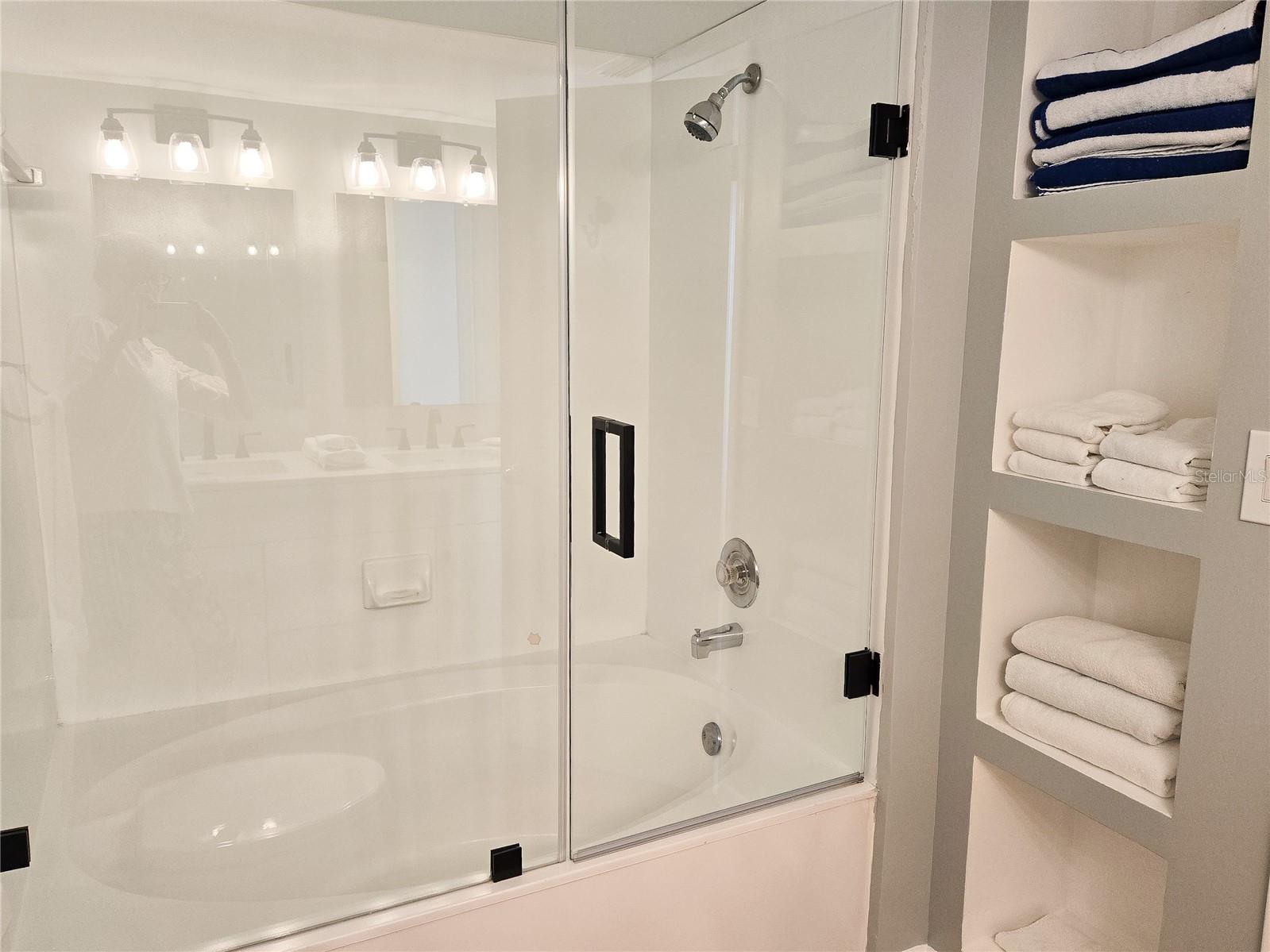 BAHIA VISTA UNIT II - Residential Lease